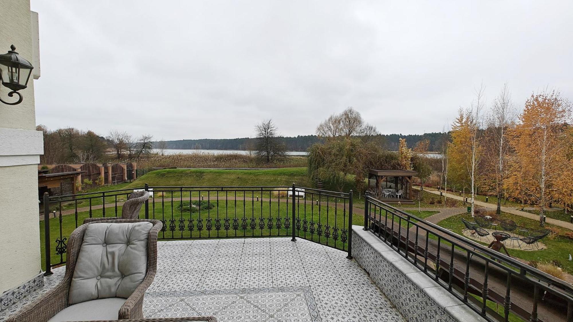 Bobritsa Dacha Hotel Exterior photo